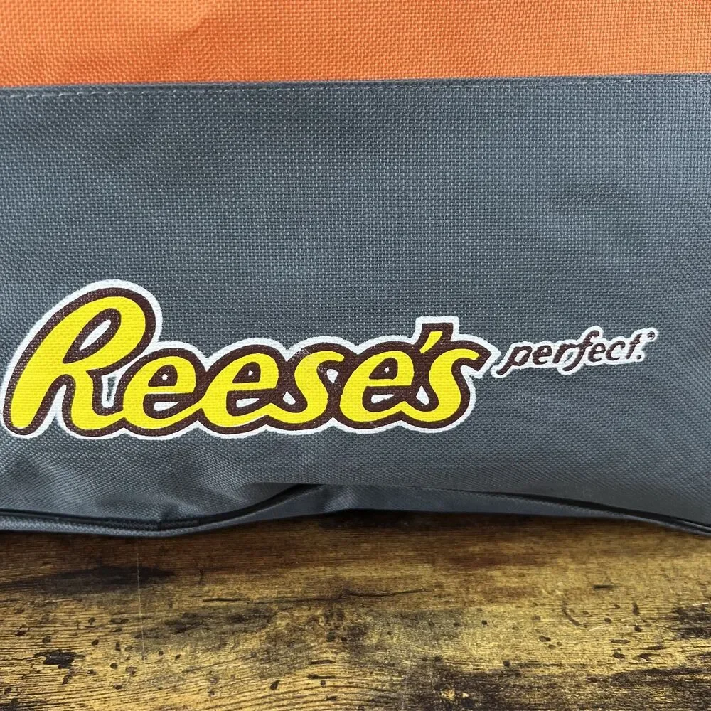 Reese’s Perfect Duffle Gym Bag Chocolate Orange 90s